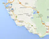 Karte von Andalusien mit bekannten Surfspots Spanien. Die Küstenregion um Cádiz, Conil und Vejer de la Frontera ist markiert.