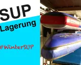 SUP Lagerung: Zwei aufblasbare SUP-Boards, bereit für die Winterlagerung. #WinterSUP